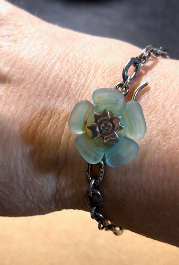 Faded Posy - Sterling Silver & Artisan Glass Bracelet